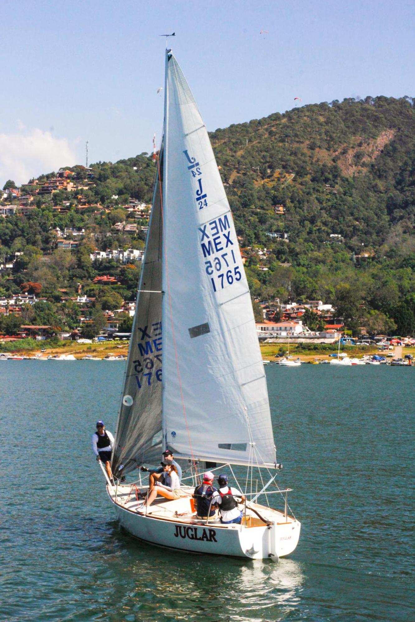 Club De Vela Santa Maria Valle de Bravo Exterior foto